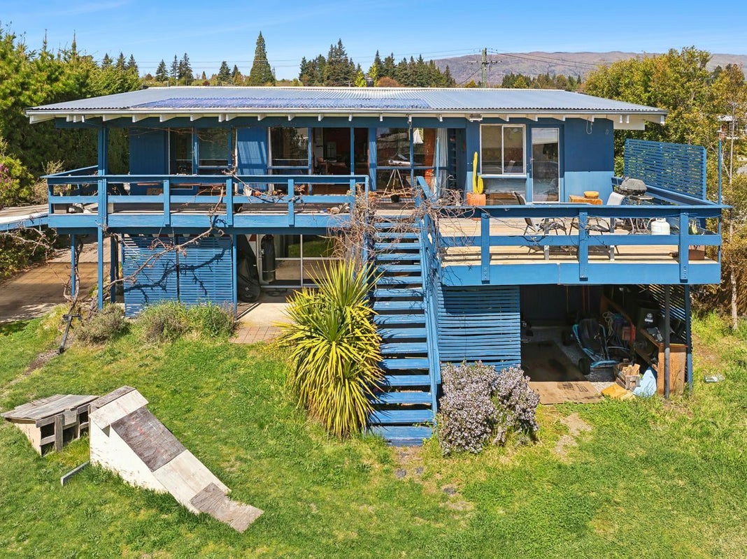 93 Upton Street, Wanaka - Carousel 2
