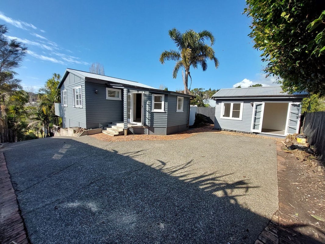 39 Upper Duck Creek Road, Stillwater, Silverdale - Carousel 1