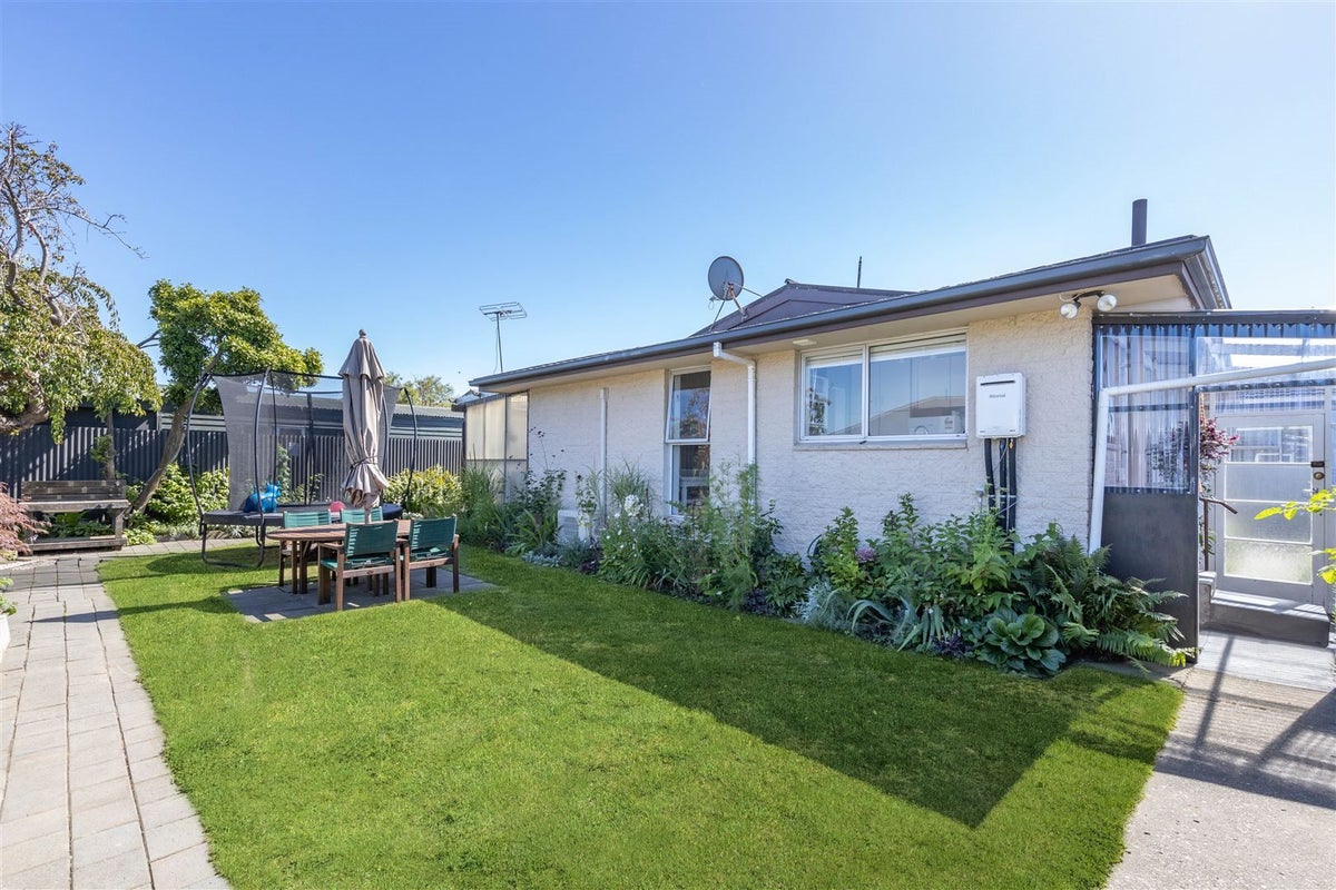 3/18 Oakhampton Street, Hornby, Christchurch - Carousel 1