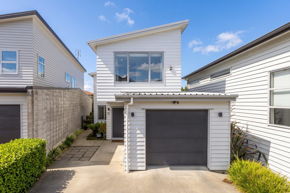 53 Nautilus Drive, Gulf Harbour, Rodney, Auckland - Carousel 1