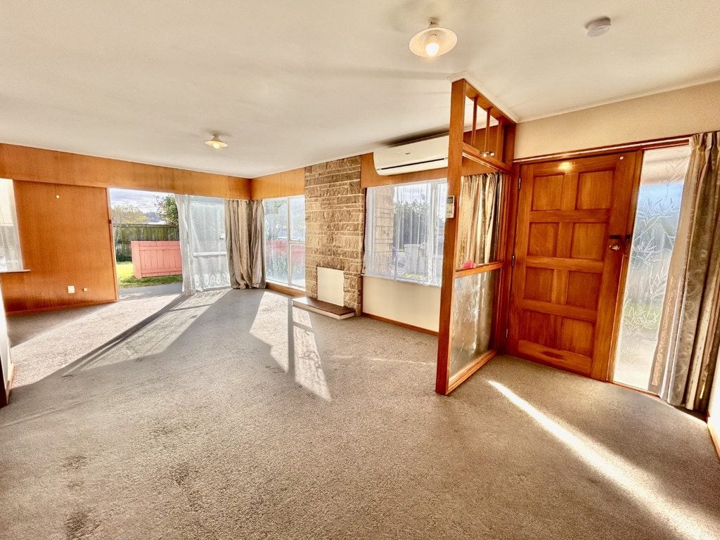 166 Vigor Brown Street, Napier South, Napier - Carousel 1