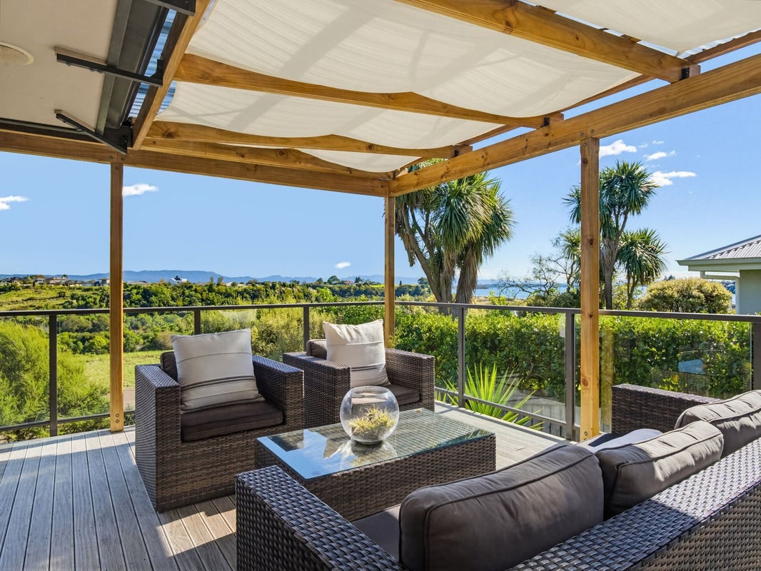 64 Sereno Vista, Bellevue, Tauranga - Carousel 2