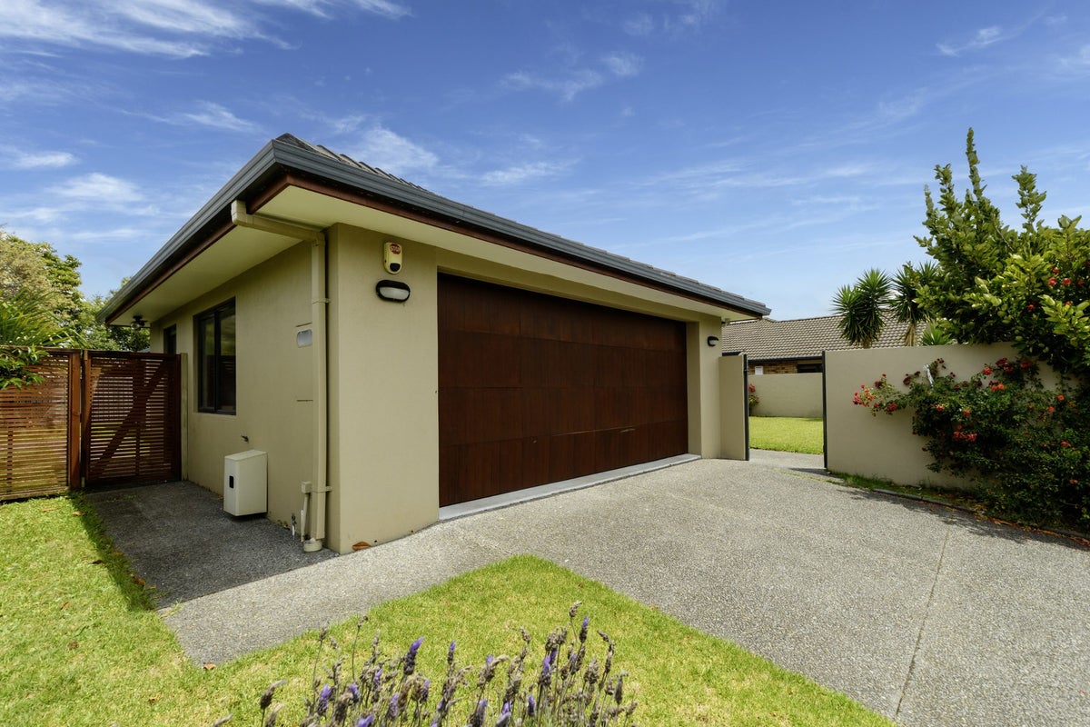 160 Gravatt Road, Papamoa Beach, Papamoa - Carousel 2