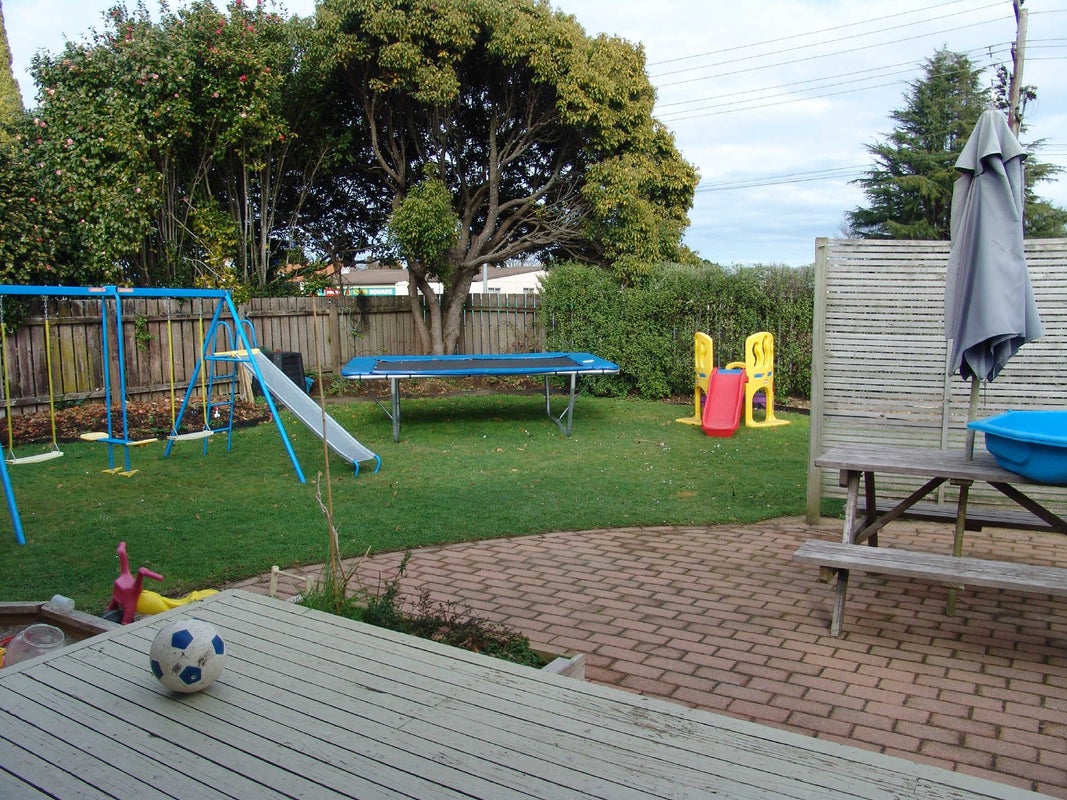 89 Pohutukawa Drive, Pukete, Hamilton - Carousel 2