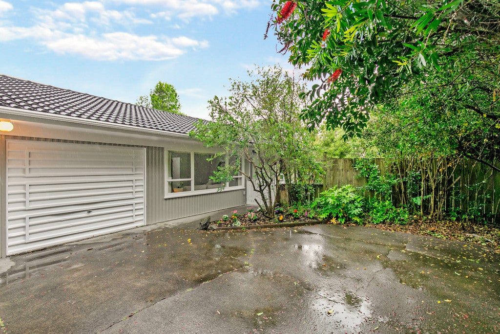 1/0 Baird Street, Howick, Auckland - Carousel 13