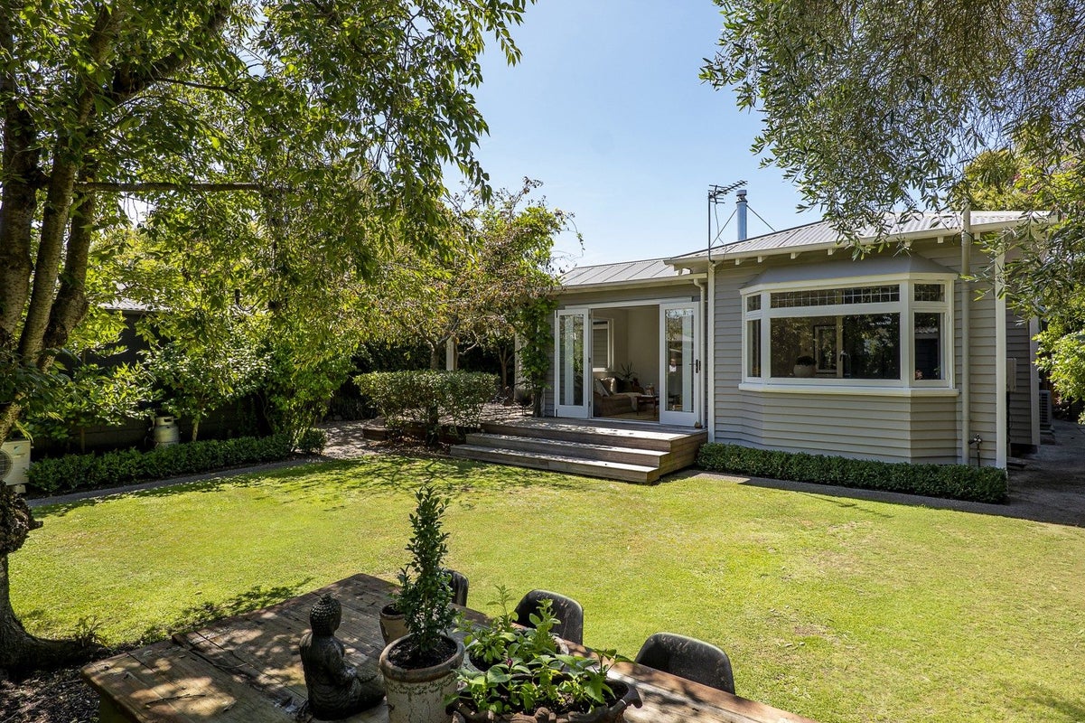 41 Jacobs Street, St Albans, Christchurch - Carousel 1