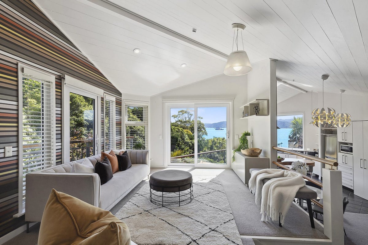 7 Fettes Crescent, Seatoun, Wellington - Carousel 2