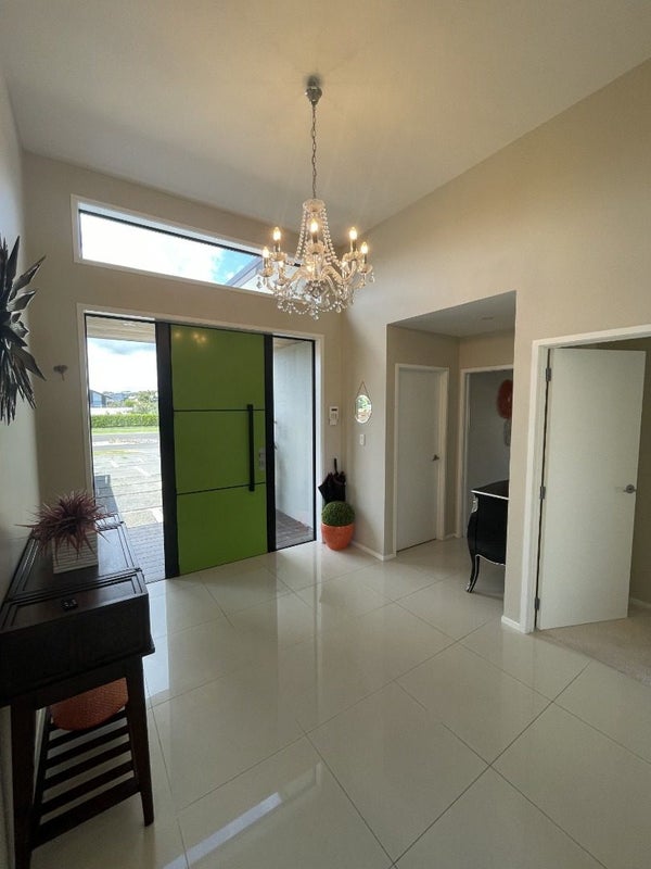 5 Wentworth Lane, Waiwhakaiho, New Plymouth - Carousel 2