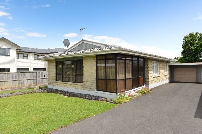 165A Clarkin Road, Fairfield, Hamilton - Carousel 1