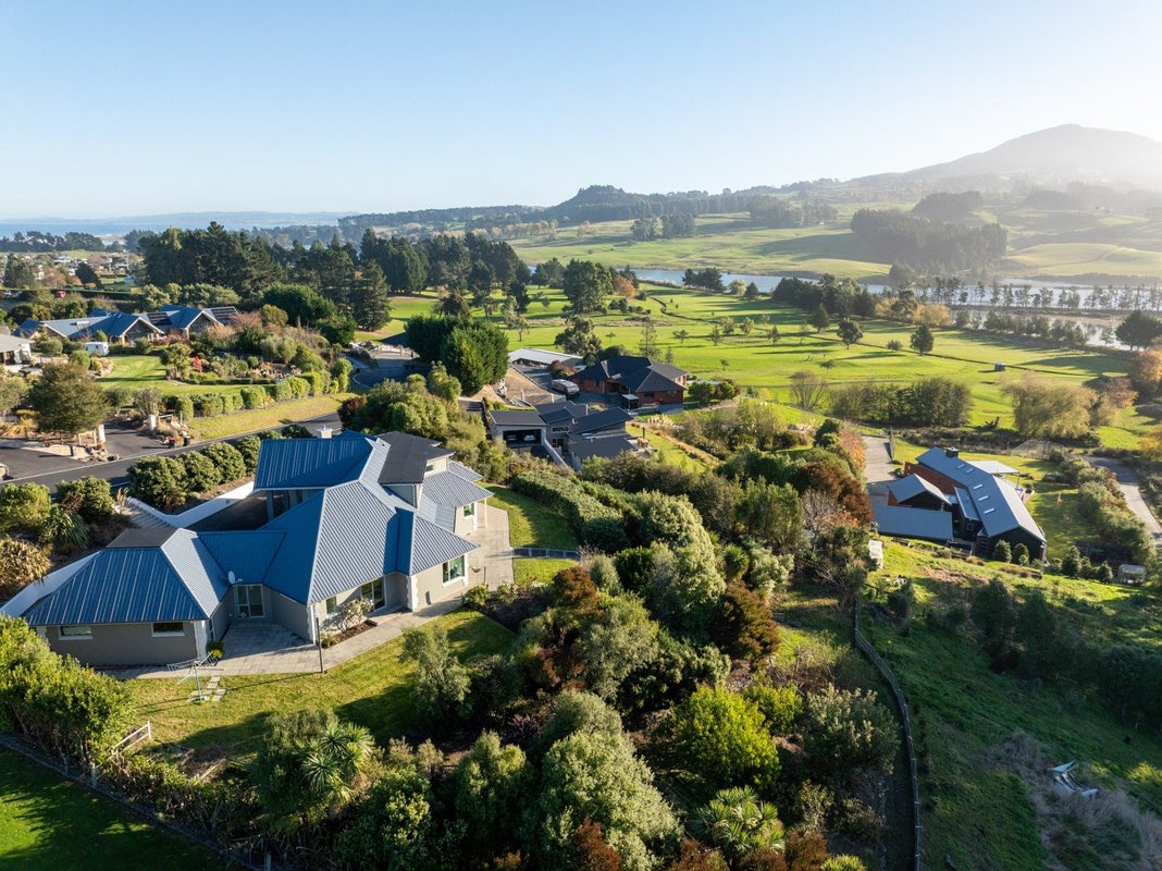 4A Kilmarnock Close, Waldronville, Dunedin - Carousel 2