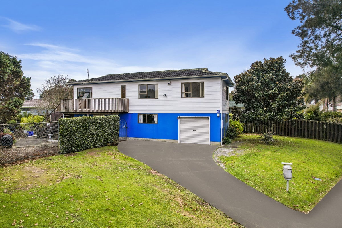 22 Fairdale Avenue, Red Hill, Papakura - Carousel 1