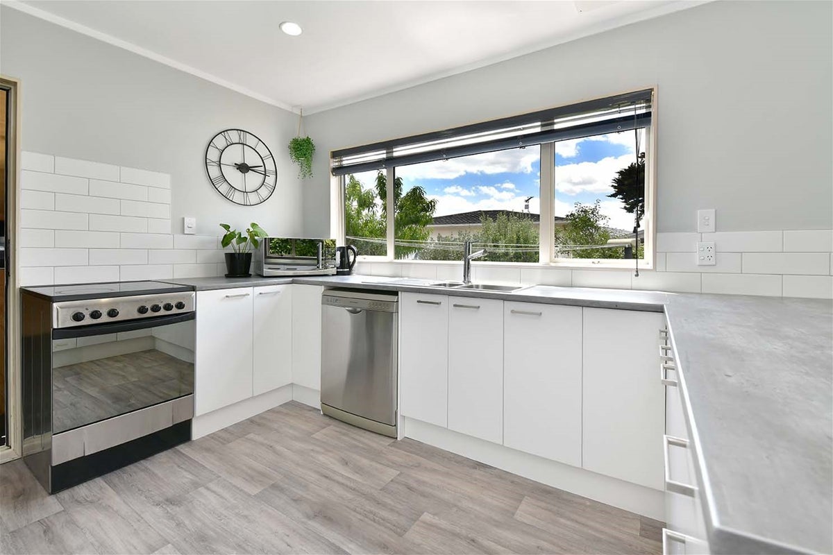 1/53 Springs Road, Parakai, Helensville - Carousel 2
