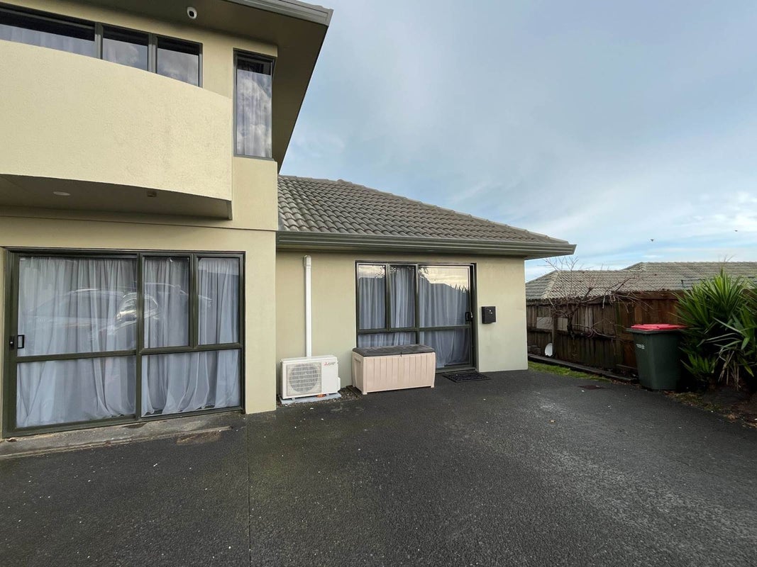 2/22 Ribbonwood Crescent, Goodwood Heights, Auckland - Carousel 10