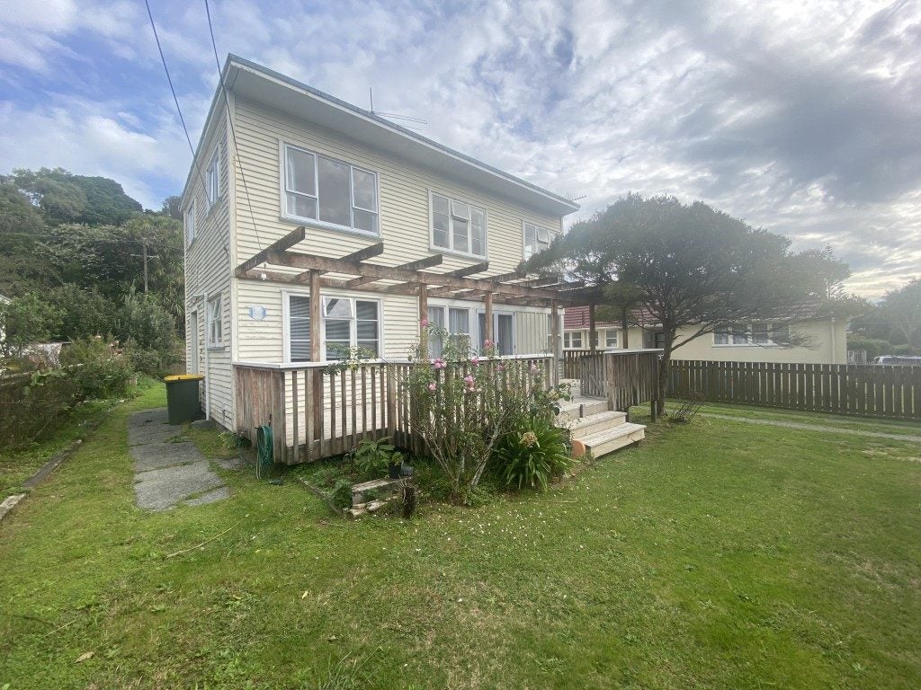 54 Mungavin Avenue, Ranui, Porirua - Carousel 2