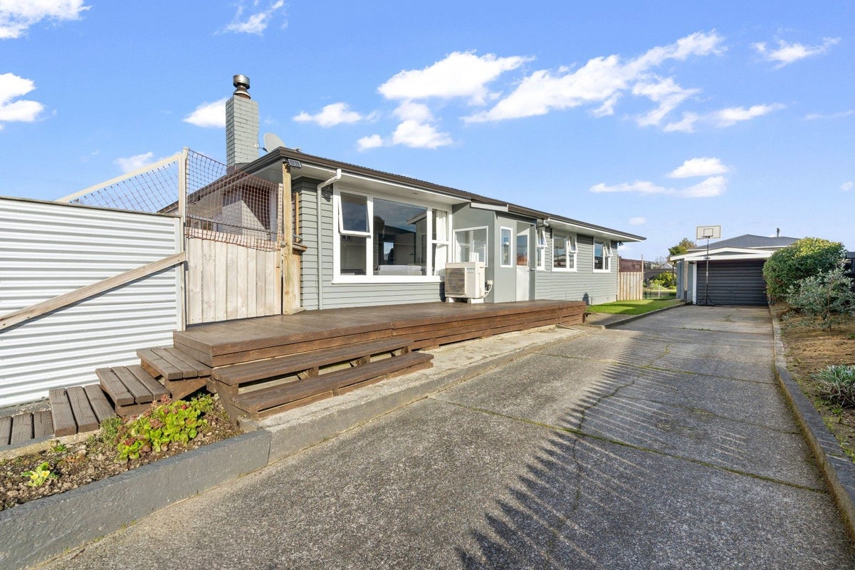 37 Kinmont Crescent, Newfield, Invercargill, Southland - Carousel 1