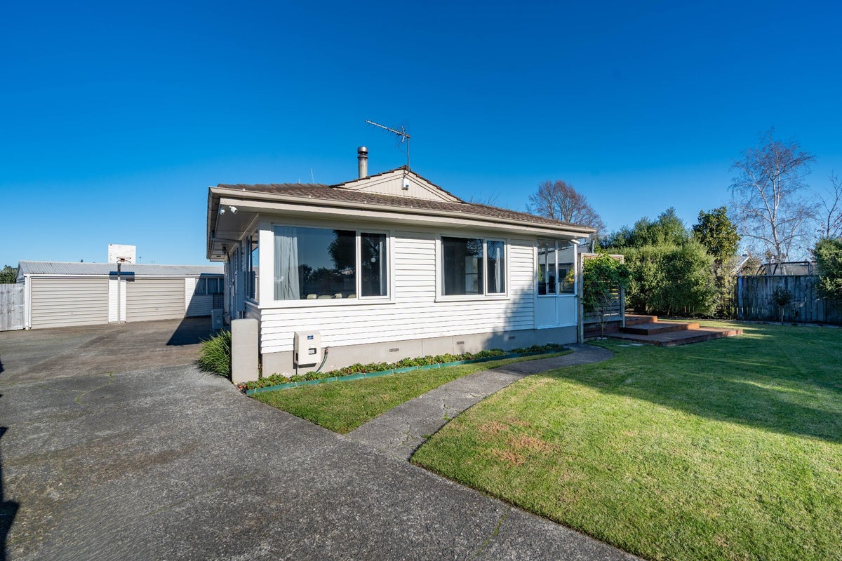 17 Durham Street, Nawton, Hamilton - Carousel 1
