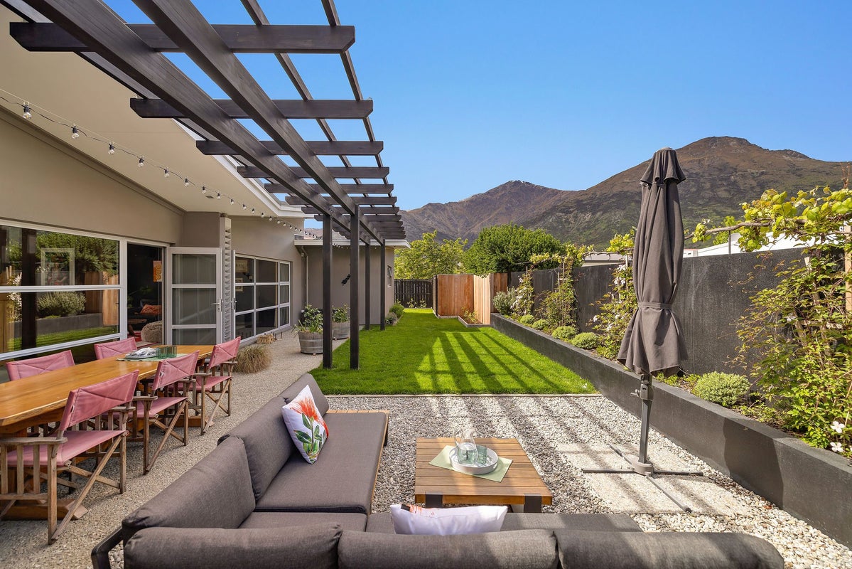 52 Sylvan Street, Lake Hayes, Queenstown - Carousel 1