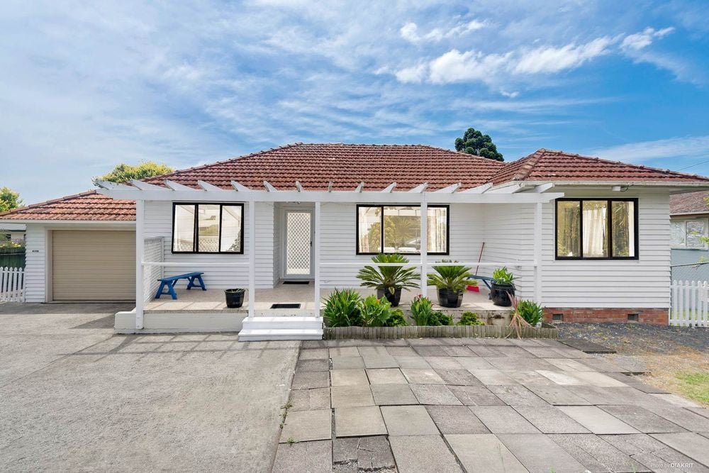 60 Clevedon Road, Papakura - Carousel 2