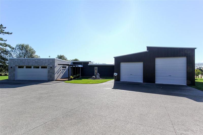 1311 Egmont Road, Egmont Village, Inglewood - Carousel 2