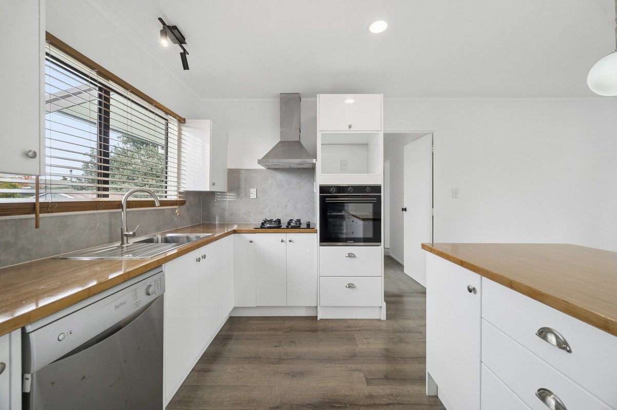 25A Brookland Road, Western Heights, Rotorua - Carousel 1