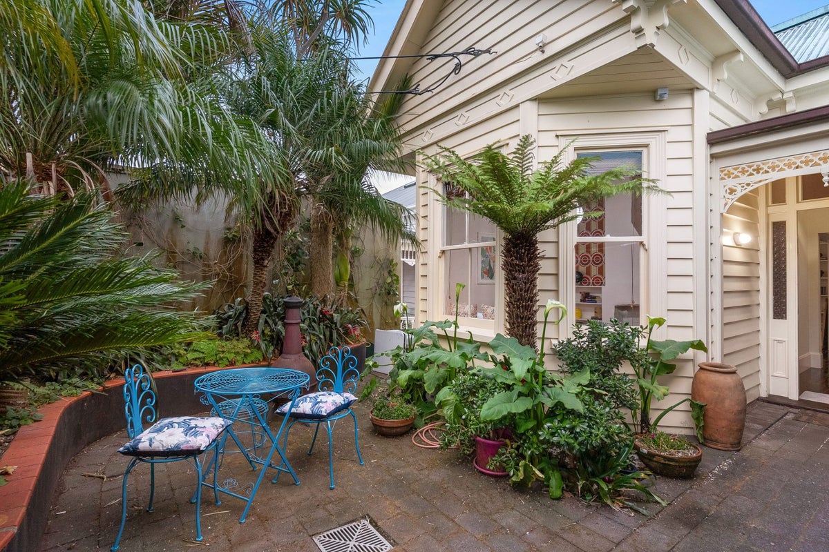 1 Springfield Road, Western Springs, Auckland City, Auckland - Carousel 2