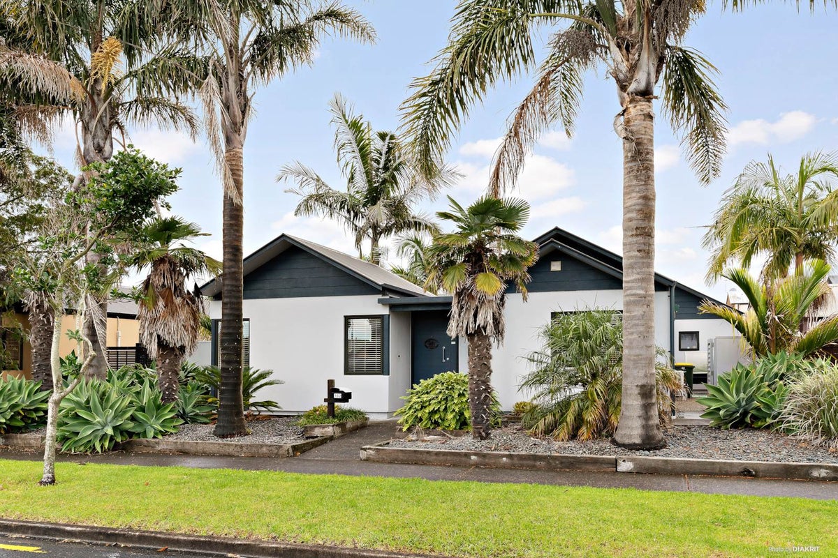 162 Guys Road, East Tamaki, Auckland - Carousel 1