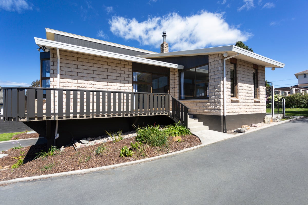 36 Mersey Street, South Hill, Oamaru - Carousel 20