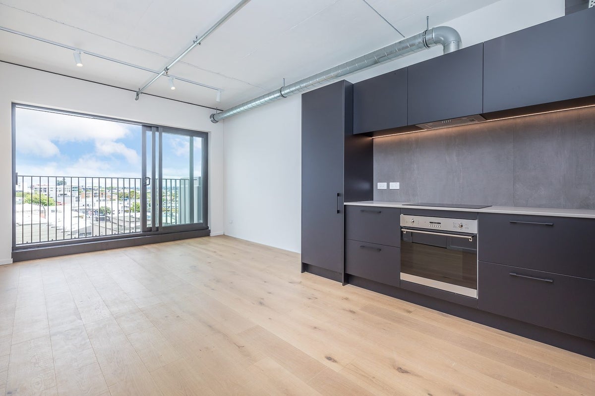 612/59 France Street South, Newton, Auckland - Carousel 2