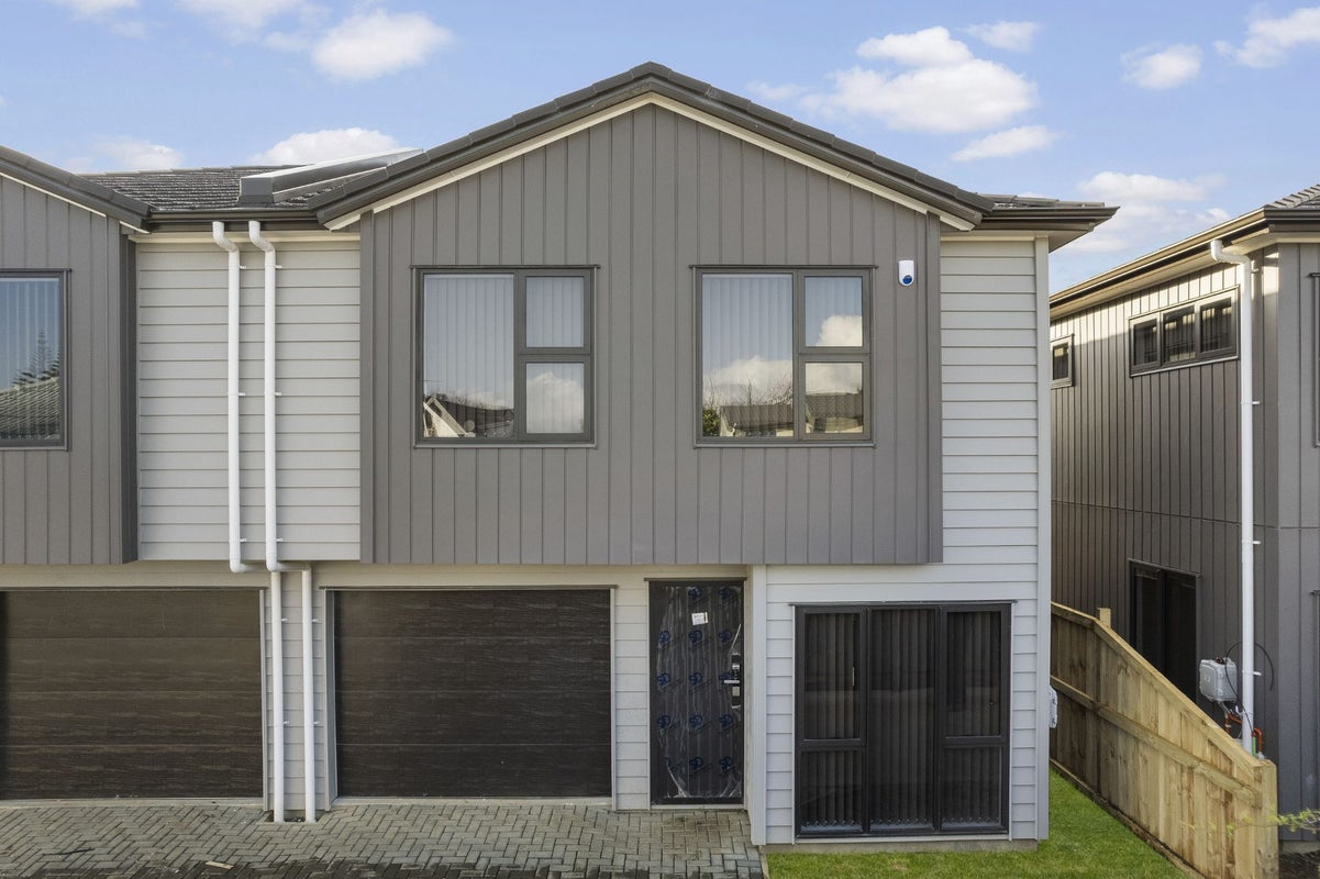 4/15 Totara Road, Manurewa, Auckland - Carousel 1