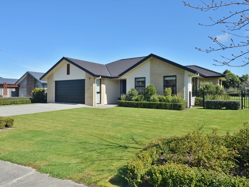 6 Mervyn Brown Place, Solway, Masterton - Carousel 2