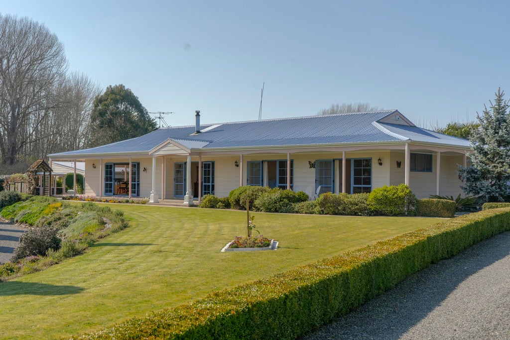 11 Pokohiwi Road, Homebush, Masterton - Carousel 1