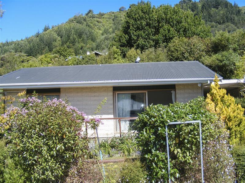 152 Waikawa Road, Picton - Carousel 2