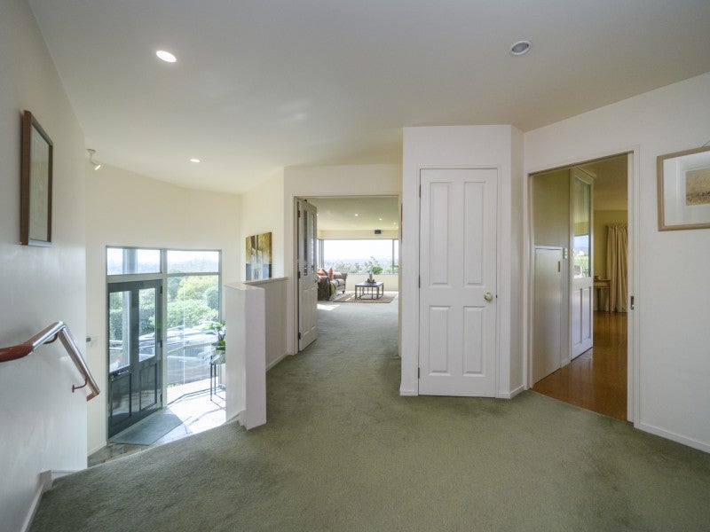 38 Kilkenny Place, Fitzherbert, Palmerston North - Carousel 2