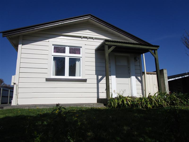 911 Dufferin Street, Akina, Hastings - Carousel 1