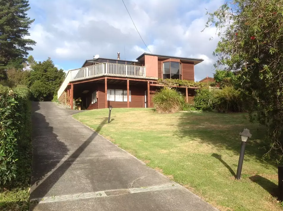 42 Carlton Crescent, Maraetai, Auckland - Carousel 1