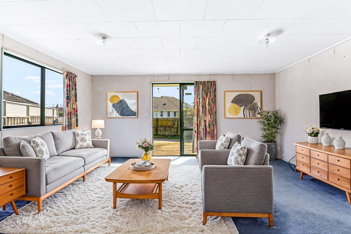 8A Willis Street, Bader, Hamilton - Carousel 1