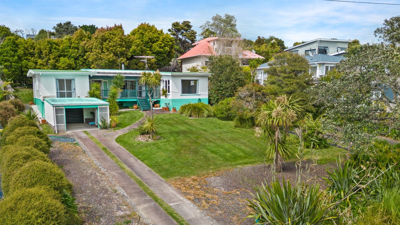 22 Otanerua Road, Hatfields Beach, Orewa - Carousel 1