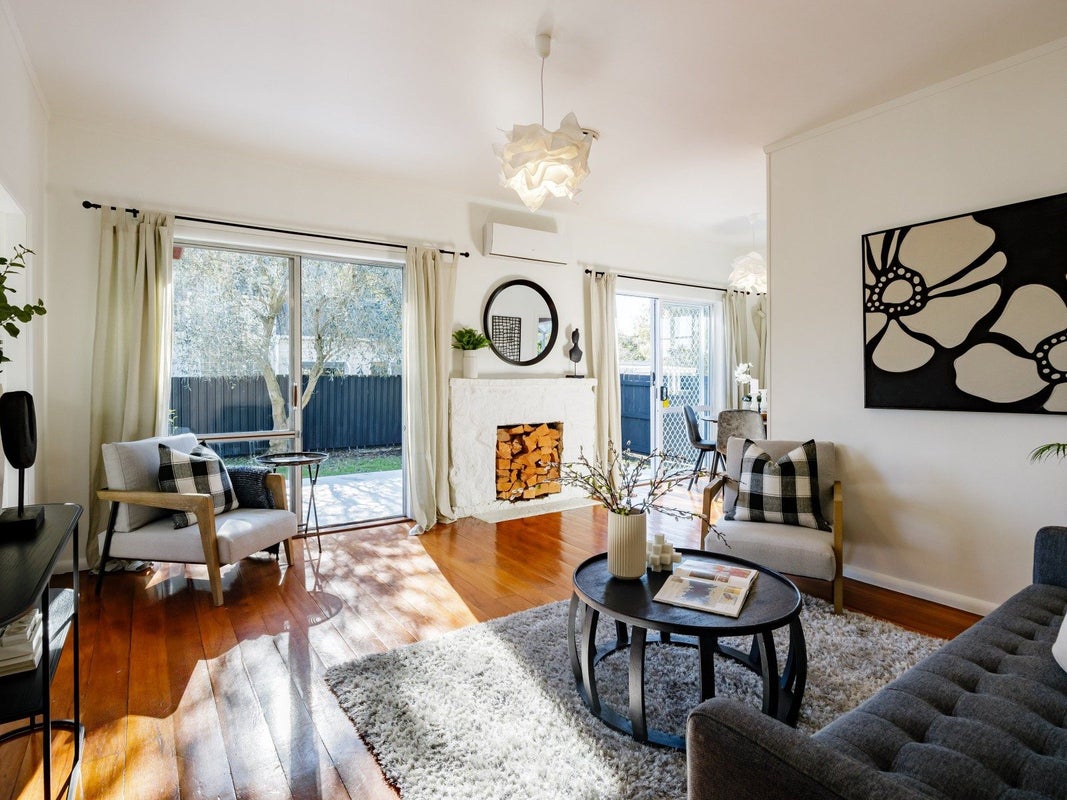 77 Clarkin Road, Fairfield, Hamilton - Carousel 2
