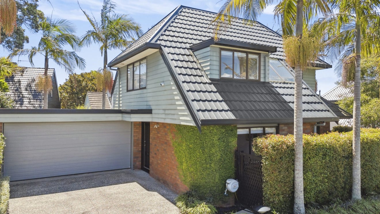 4/18 Nolan Road, Greenlane, Auckland - Carousel 1