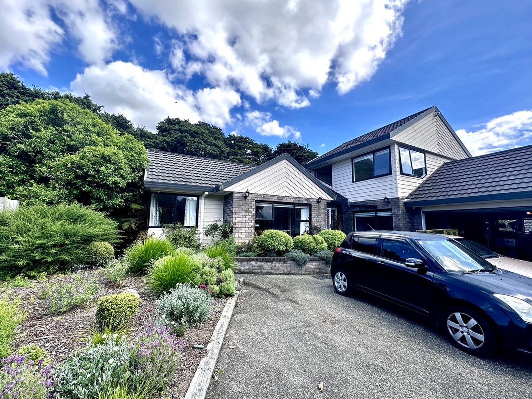 63 Charles Prevost Drive, The Gardens, Auckland - Carousel 1