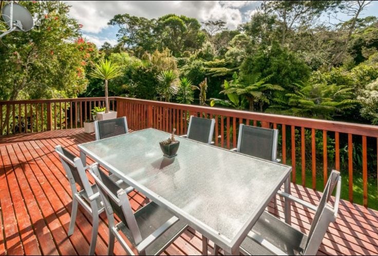 89 John Downs Drive, Browns Bay, Auckland - Carousel 2