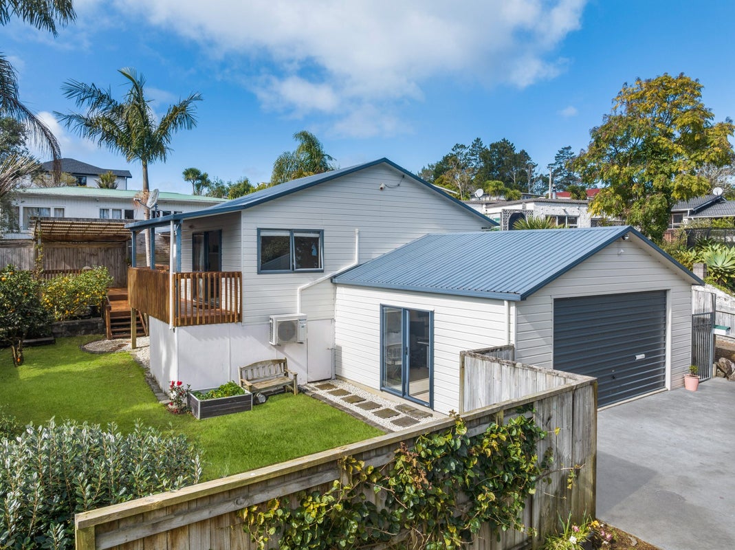 38A O'Neills Road, Swanson, Auckland - Carousel 1