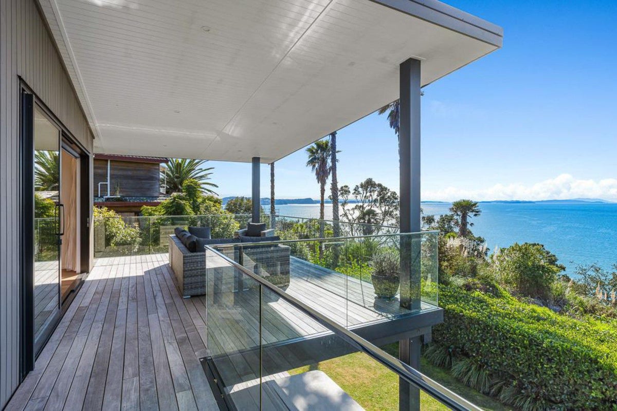 102 Vipond Road, Stanmore Bay, Whangaparaoa - Carousel 2