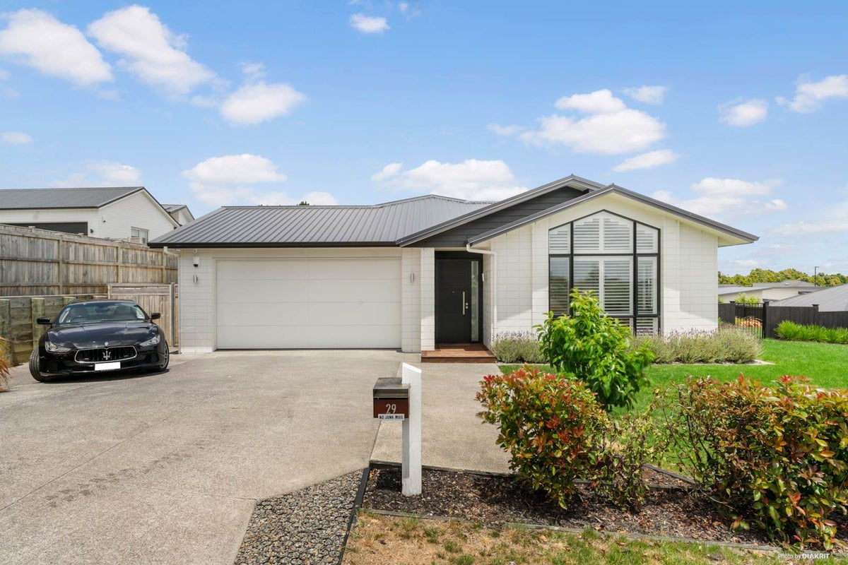 29 Motukaraka Drive, Beachlands, Auckland - Carousel 2