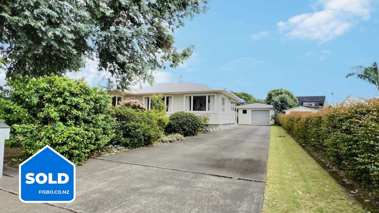 36 Bowling Road, Greenmeadows, Napier - Carousel 1