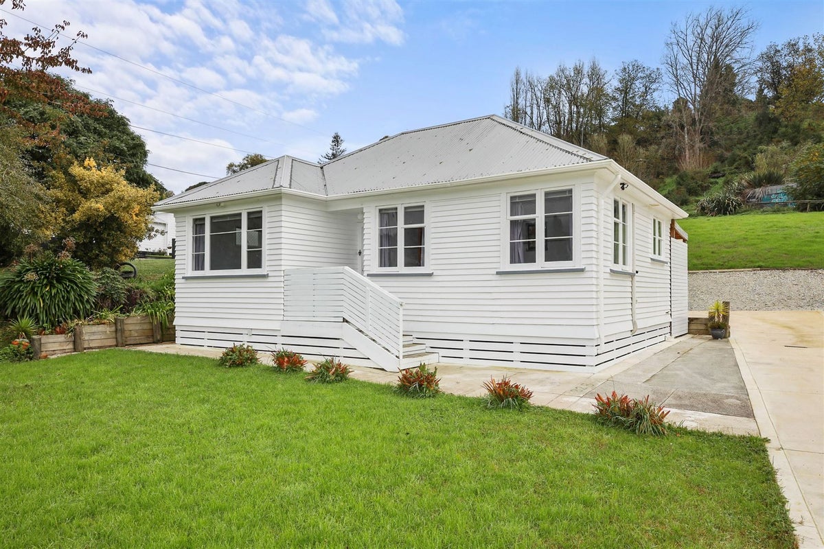 82B King Street West, Te Kuiti - Carousel 1