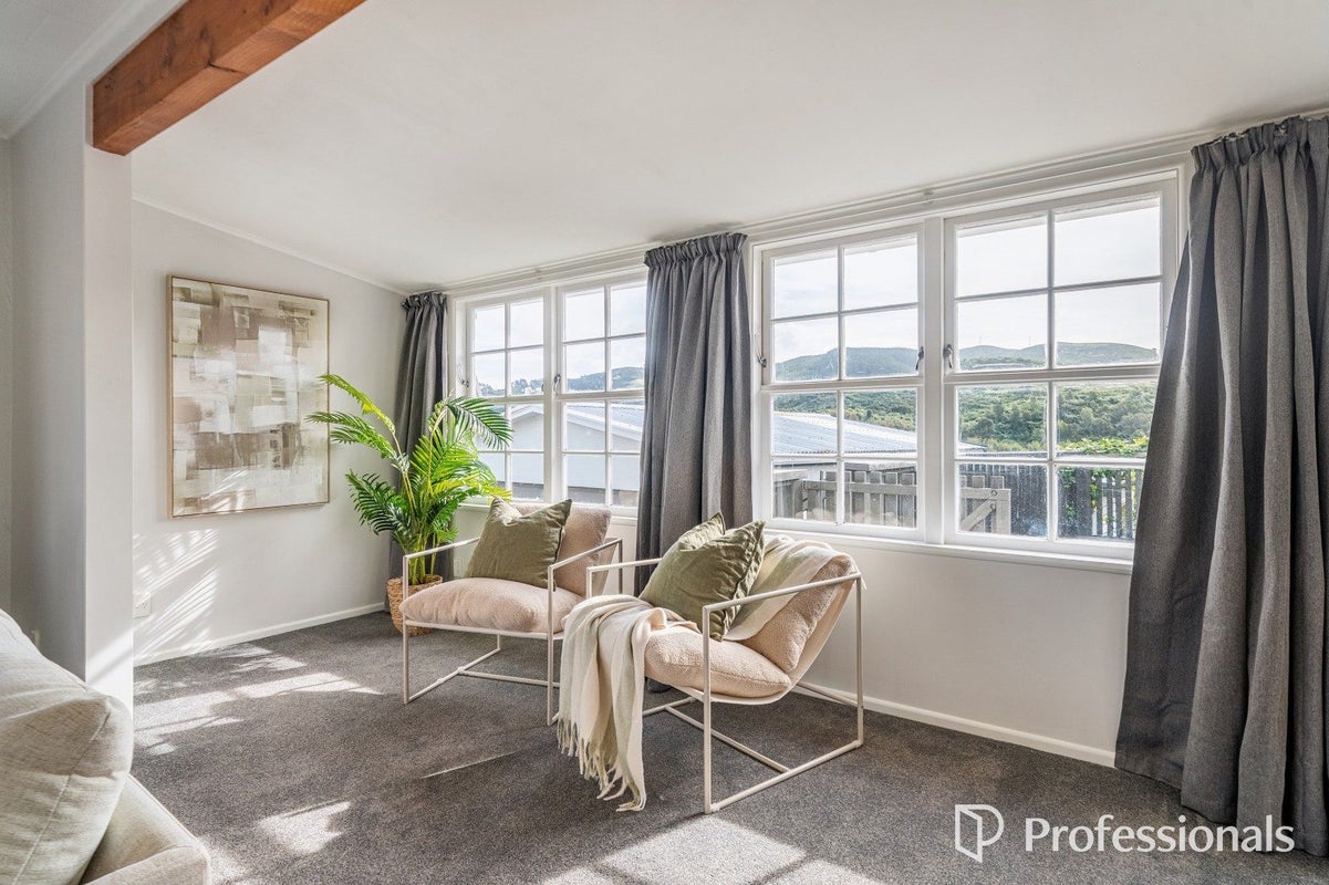 65 Major Drive, Kelson, Lower Hutt - Carousel 2