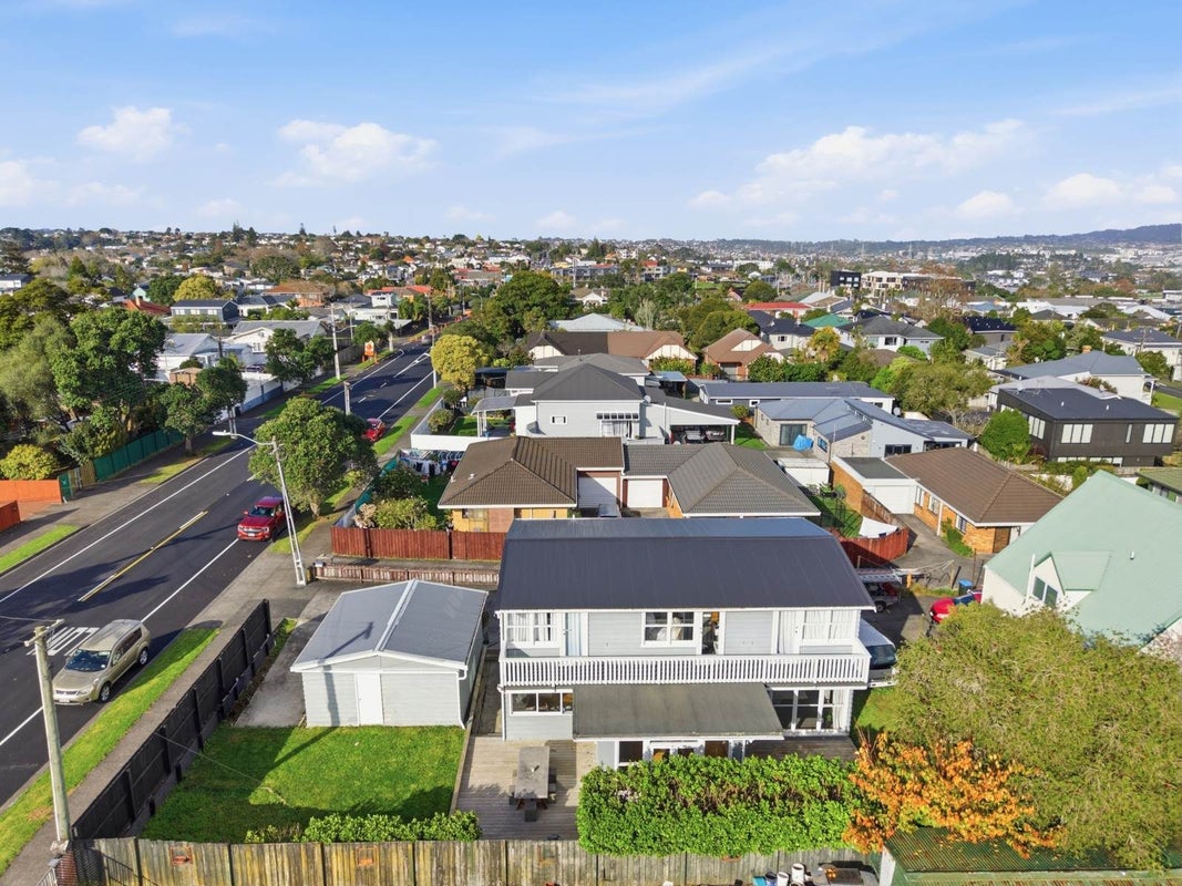 69A Blockhouse Bay Road, Avondale, Auckland - Carousel 31