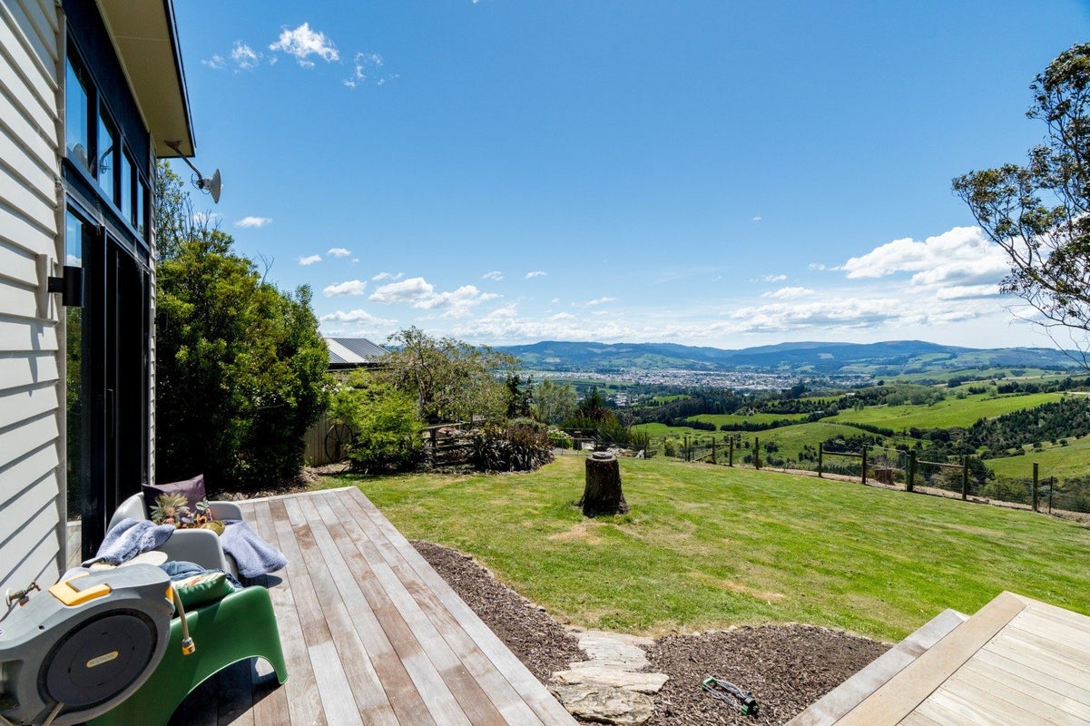 20 Sproull Drive, Scroggs Hill, Dunedin - Carousel 50