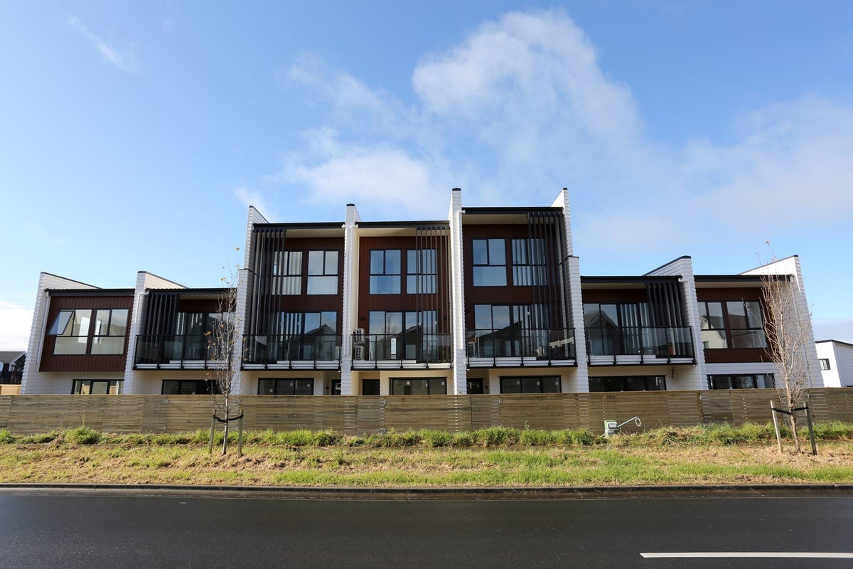 201 Clark Road, Hobsonville, Auckland - Carousel 1